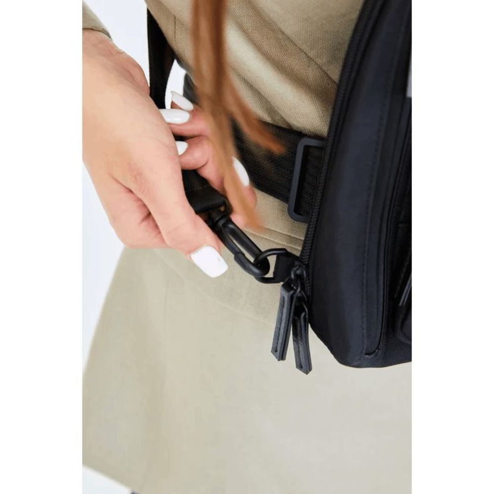 NWT BEIS Survival Sling Bag in Black - Picture 5 of 8